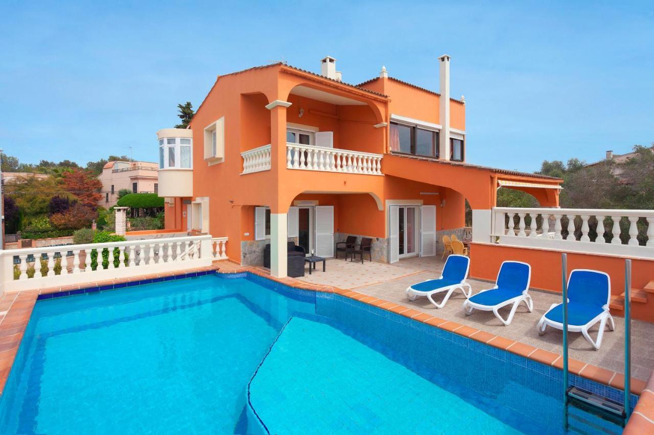 Lirica Villa *